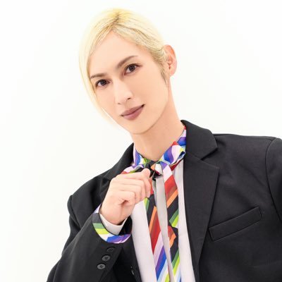 ゆらさまを20年以上やってます。たけしを40年以上やってます。 宜しくお願いします。 サマへのお仕事の依頼はこちら→at.info@at-works-project.com サマへの推し事に興味があればこちら→https://t.co/rTZegJs0Fg