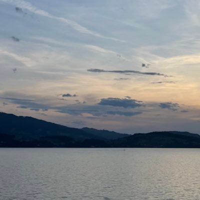 realvibes_0's profile picture. keep it chill