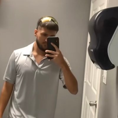 Ryan__ABN's profile picture. 