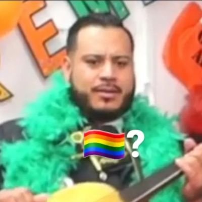 I'm cool, you should follow me.
Honestly I don't know what I'm doing here.
(I'm a minor, so please no weird stuff)
Eng/Esp 🇲🇽