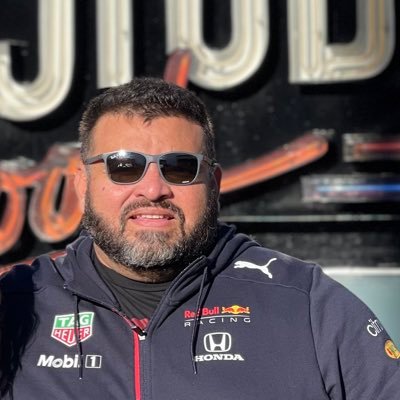 calozq's profile picture. vida en 18 Ruedas #otr #truckinglife #TrokerosUSA Instagram @calozq #truckerlife