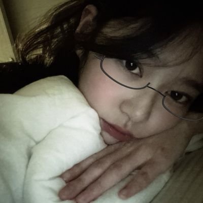 okeichu's profile picture. isinya kpop, laki gepeng, game sama sedikit curhat