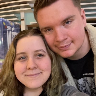 VivianAcosta134's profile picture. yee