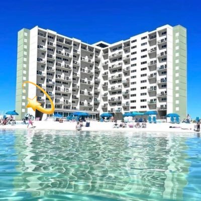 Louisvillian 🔴⚫️. Beachfront condo in the PCB & 30A area. A124 is the best location on the panhandle AND at the best value.🏖️ Lifelong Cards fan.