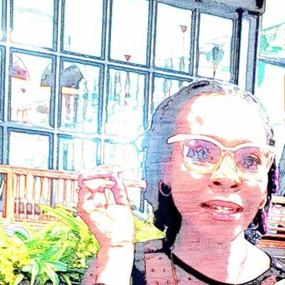 Lover of Jesus, Mother, Entrepreneur, All things Africa, African Futurist, Women Entrepreneurs, Founder, Editor @GLOW, Spokeswoman @Afrikingdom, Ops Director PM