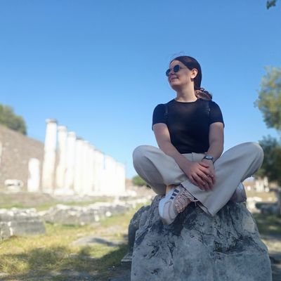 duygustl's profile picture. İstanbul Üniversitesi - Felsefe