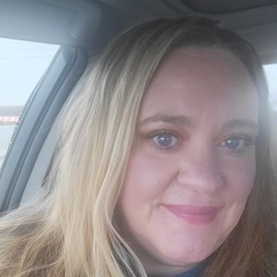 heatherpoo22's profile picture. 