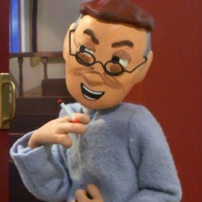 botanicalbzzbee's profile picture. Desperatly needs to get ran through before i try to get ran over