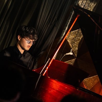 キーボーディスト。24歳。POPS、Soulを得意としてます!ライブサポート、レッスン、制作などのご依頼はDMにてお願いいたします!