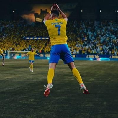 العالميه صعبه قويه💛💙