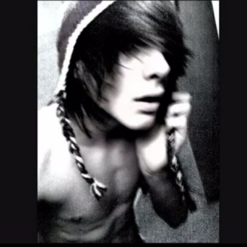 JoshiesLover's profile picture. Josh and Skyler are totally dating so don't touch my Skybear cause he's really sweet and funny and silly and cute and if you hurt him I hurt you. -Sarah