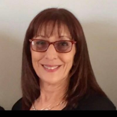 Rosina7212's profile picture. 