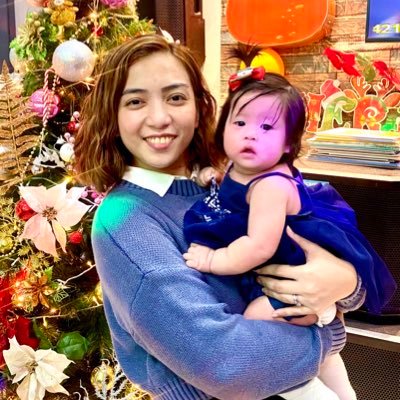 IamRholielyn's profile picture. 𝚕𝚎𝚊𝚟𝚎 𝚒𝚝 𝚊𝚕𝚕 𝚘𝚞𝚝 𝚝𝚘 𝙷𝚒𝚜 𝚑𝚊𝚗𝚍𝚜.