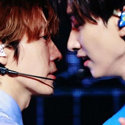 은해 🩷💚 is my inspiration. Once a jagged lily. In-love with love inside my head.