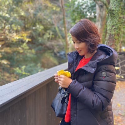 森林浴の専門家/Shinrinyoku facilitator指導者/産業カウンセラー 。今の時代を生きる私たちが穏やかな気持ちで生き、豊かな森が子供たちの未来に続くよう活動をしています。 一般社団法人 森と未来代表理事。