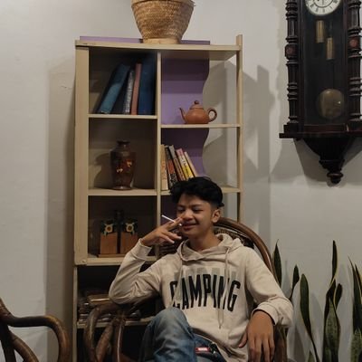 IbartsNaufal's profile picture. 