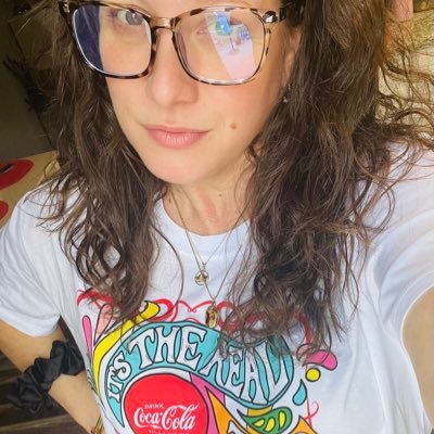 jenleighboss's profile picture. #CubanDecent #FloridaNative #TennesseeTransplant Supporter of Missing/Murdered Women and Children. TrueCrimeJunkie  #PROCHOICE ✊🏻 *Links to resources below