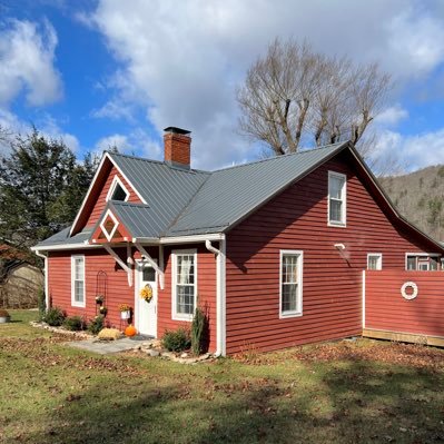 Late 1800s cottage built in Valle Crucis, updated in the 2000s for your vacation rental enjoyment ***Coming Soon***