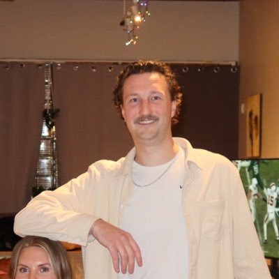 threethan_'s profile picture. 