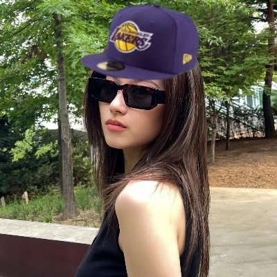 Kpop 🤝🏼 Basketball • Enthusiast 🤝🏼 Unbiased
#Lakeshow | #TWICE | #Sana💛 | #Bron👑