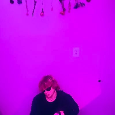 jsisneros521's profile picture. Just another young blonde don😐