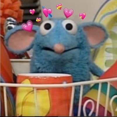 otbadie's profile picture. this is literally just my diary