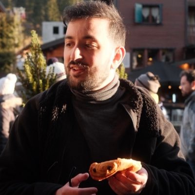 Smash Pac-Man Animateur - ingénieur - Streamer multigaming et même de culture générale sur Twitch - contact@etoiles.tv- je ferai QPUC un jour https://t.co/zEFgY37Dra