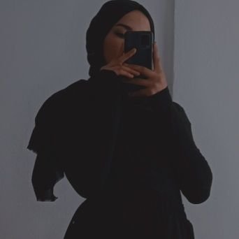 lila_lilamm's profile picture. 💫