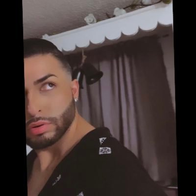 _ManuelGalindo_'s profile picture. Par.A.dise.                         https://t.co/SZnFXSftQz