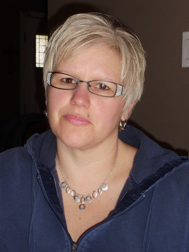 Mother, wife, aunt, network marketing, great listener, CA, Unit Clerk lII /ER. Co-owner BigDPainting.   LOVING LIFE!