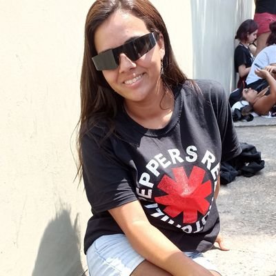 My favorite band - @Chilipeppers
Favorite song - Scar Tissue, Dosed, the heavy wing, universally speaking, eddie....