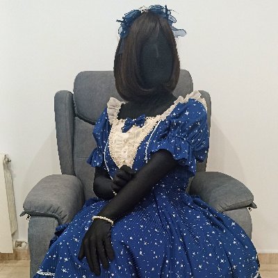 🖤 Void girl, zentai, cosplay, lolita (kig coming son)
🔞 Soft NSFW sometimes, no nudes nor face reval
💃 ESP/CAT/ENG

https://t.co/UOa9BMrate