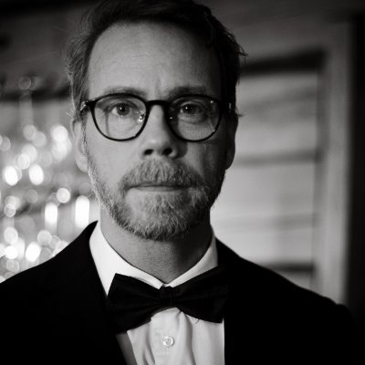 A libertarian ant who values his family, truth, beauty, goodness and mercy. Enjoys coding whenever he gets the chance.