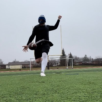 Hunter Lindstrom. Transfer eligible Punter. 4.5 ⭐️. lives in Spring Tx.