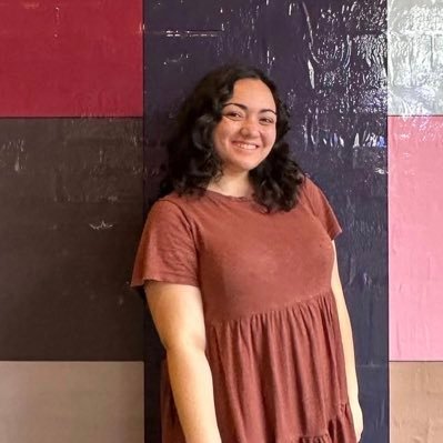 kezialoney's profile picture. prone to stumbling and wearing my heart on my sleeve