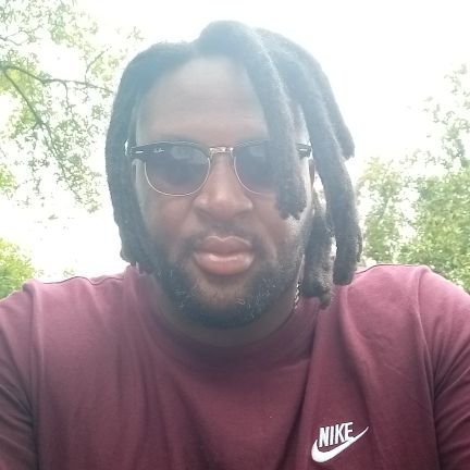 darel_slay's profile picture. Huge sports fan