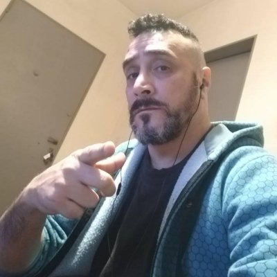 Youtube Creator | Lic. en Comunicación UBA | Editor https://t.co/n66SBcwauR 🔥 Redes Sociales 🎥 Edición de Video | 📹Streaming | 📝Críticas y reviews