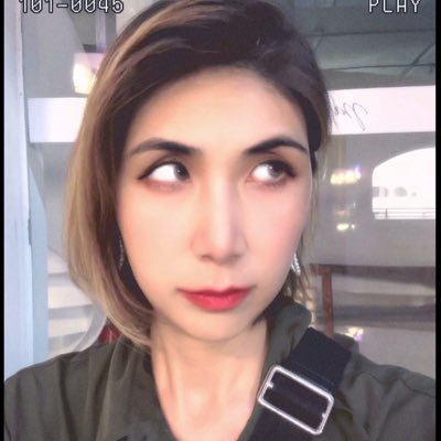 497211388Tina's profile picture. Food blogger / Barista / biker / PHotographer