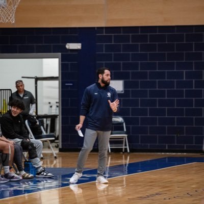 UIW Alum • Central Catholic Head JV/ Assistant Varsity Basketball Coach • #ThunderUp #GoHawks