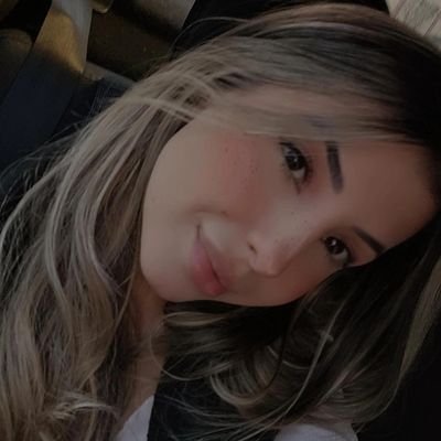 __allanis's profile picture. 