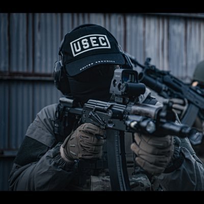 SATO(サト)と申します。ひとりでひっそりとEscape from Tarkov のリアル装備を集めてコスプレ等しています。コンセプトはインゲーム低レベル帯の金策USECです。最近またサバゲが楽しくなってきましたが、転勤族のため近所に知り合いがおらず基本ぼっちでフィールド行きます。 声をかけてもらえると非常に喜びます