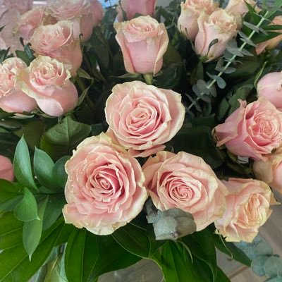 justwaxing's profile picture. Love my family