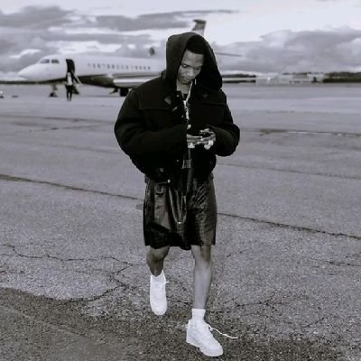 SCardic80326's profile picture. Big wiz 🦅 Biggest lover
Coming musician 🎙️
music lover ❤️
Chelsea fan💙 blue forever