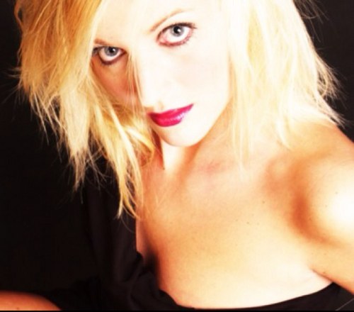 AmieHopkinson's profile picture. 