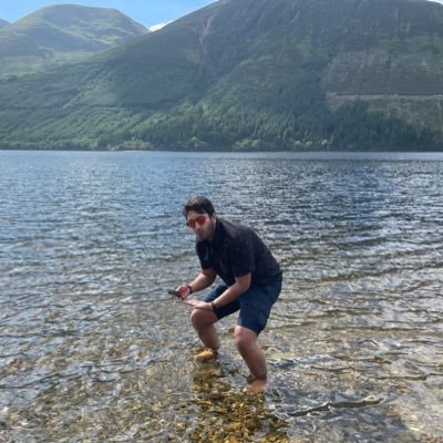 Fizzalll's profile picture. Manchester | Do film/tv things | here to call people out