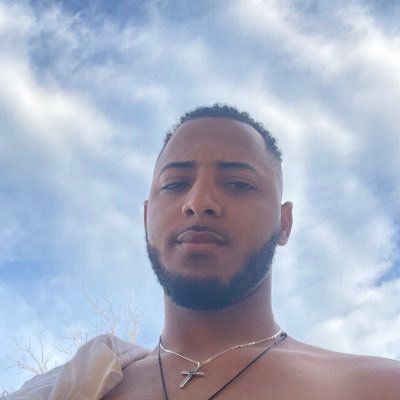 davidguzman_01's profile picture. #AllWeNeedIsLove 🇩🇴❤️