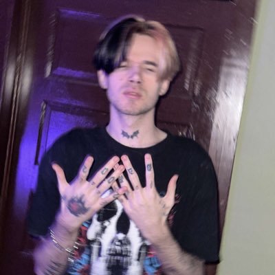 ALLBLACKJEEP's profile picture. Nobody’s normal