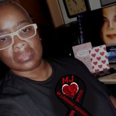 HI👋🏾 MISS.COOKIE HERE; MOM 55 MUSIC LOVER: I ADORE #MICHAELJACKSON 💞MJSUPERFAN/4LIFE #LLTKINGMJJ👑❣️PROTECTIVE OF MJs MEMORY LEGACY.// #BRINGKELLZHOME🏡✊🏾