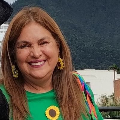 JulbiaEdilesa's profile picture. 💚 
🧑‍🎓 Contadora Pública
✊ Defensora de Derechos Humanos
🫸 Activista Anticorrupción