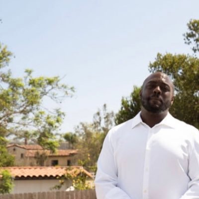 jovannewland's profile picture. Mostly here for the comments section — and anything else I find interesting at the time📈🤼🏈☁️👨🏿‍💻🍽️🤣. Dad - Software Engineer - OHS Football Coach🦍🏴‍☠️